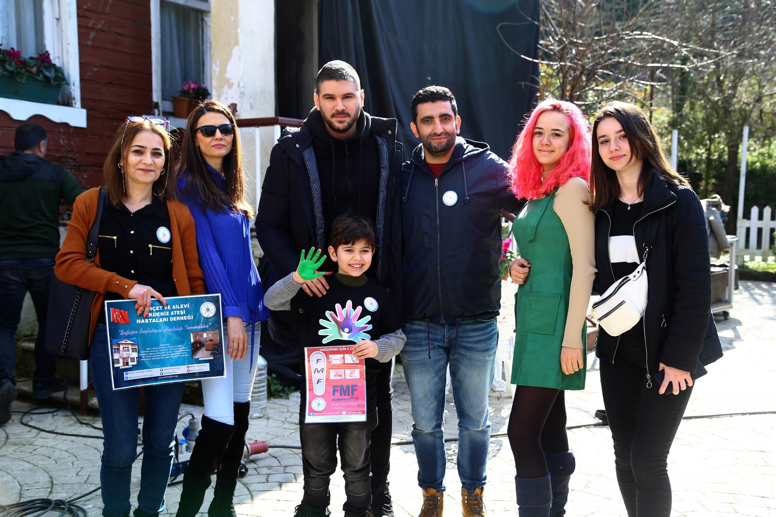 BİZ BİRBİRİMİZİ ANLARIZ