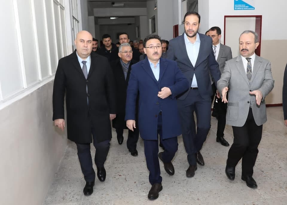 Vali Çicek  Erciyes Engelliler Kooperatifinde incelemelerde bulundu.