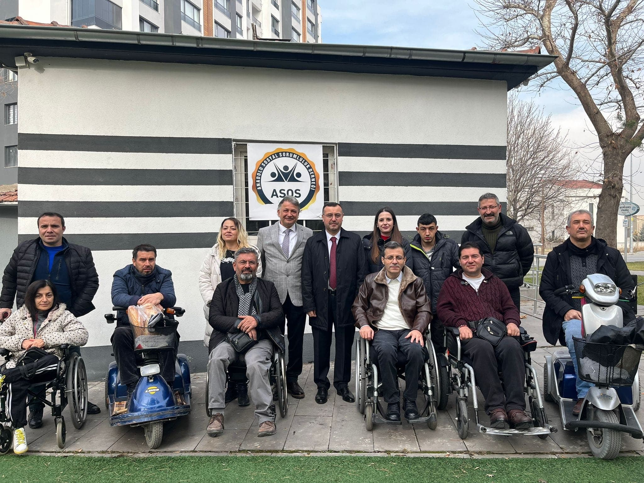 Asos'a Ziyaretler Sürüyor