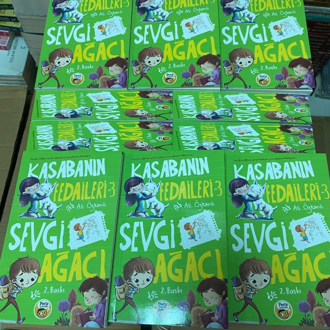 SEVGİ AĞACI'NIN YENİ BASKISI OKUYUCULARIYLA BULUŞTU