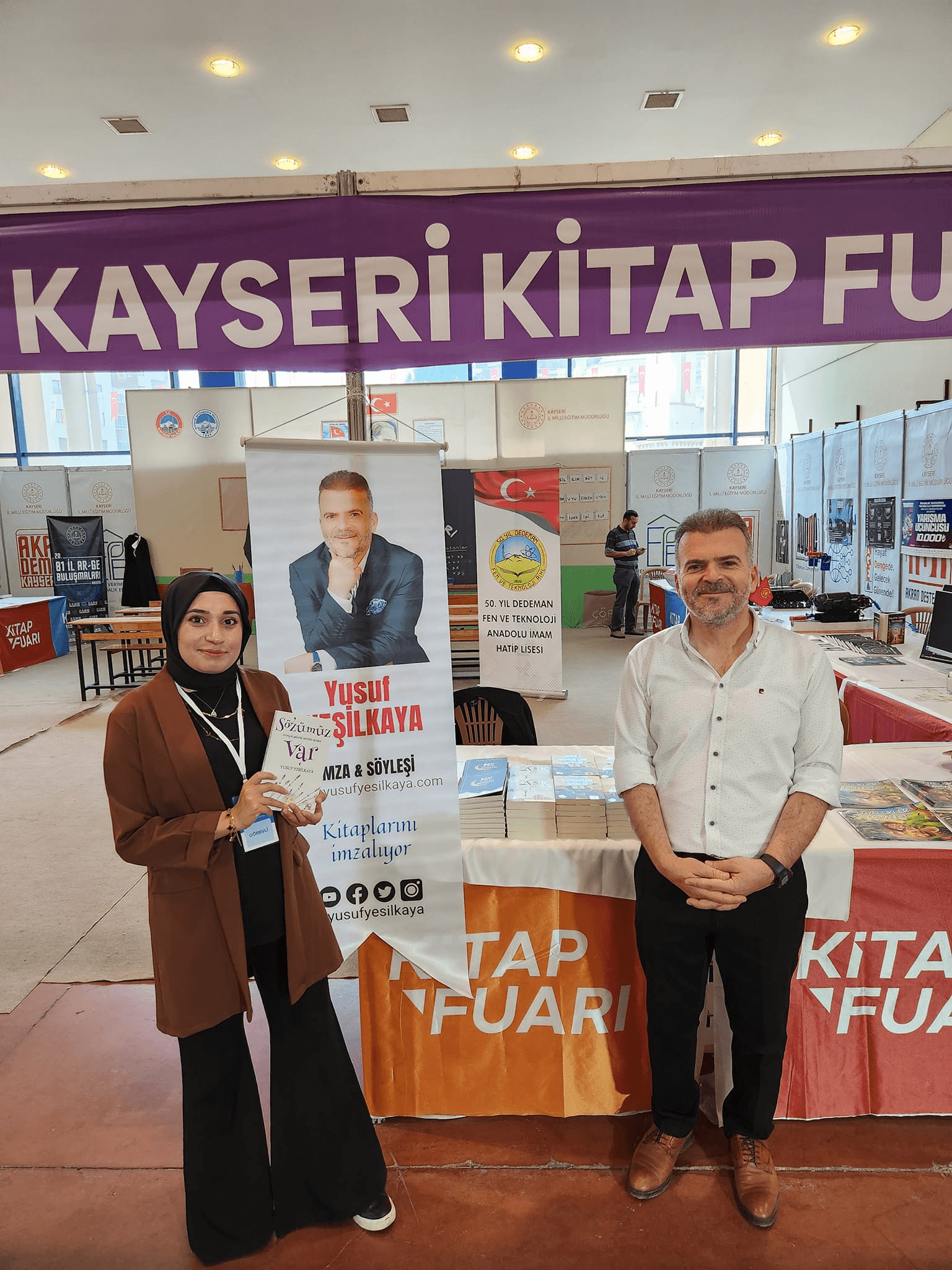 YUSUF YEŞİLKAYA SEVENLERİYLE BULUŞTU